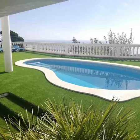 Villa Blanca Lloret de Mar Exterior photo